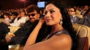 Watch Veena Malik at Big Rajasthan Entertainment Awards 2013 Video