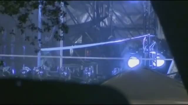 Watch Big Screen Fall Injures Music Festival Workers Video