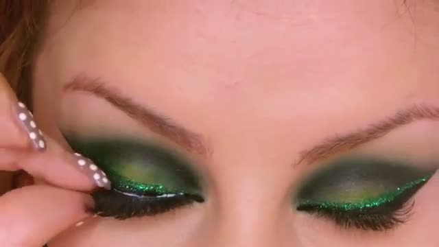 Watch St.Patricks Day Inspired - Make up Tutorial Video