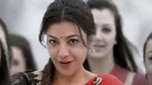Watch Baadshah Movie Song Promo - Banthi Poola Janaki Song Promo - Jr. NTR & Kajal Agarwal - Telugu Cinema Movies Video