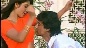 Watch Chethilo Cheyyesi Movie Songs - Pillanagrovi Nenai Song - Abhishek, Prathista, Sonia - Telugu Cinema Movies Video