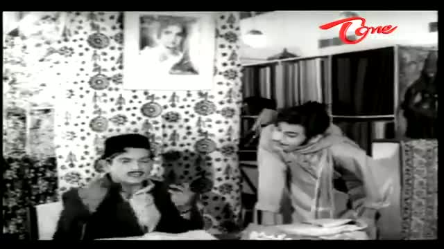 Watch Telugu Comedy Scene From Bomma Borusa Movie - Allu Ramalingaiah Caught Fooling Customers - Telugu Cinema Movies Video