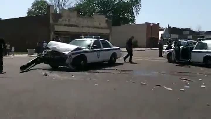 Watch Cop Crash In Greenville Mississippi Video
