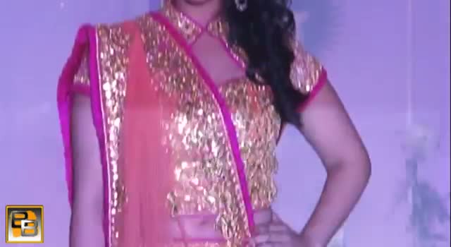 Watch Parineeti Chopra looses 8 KILOS for Karan Johar's next! Video