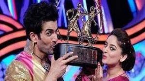 Watch Ajay Devgn & Tamannah on Nach Baliye 5 GRAND FINALE Video