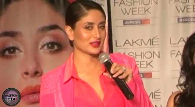 Watch Kareena Kapoor flaunts BRA at LFW 2013 Grand Finale Video