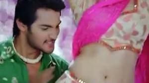 Watch Sukumarudu Movie Songs - Tongi Tongi Song - Aadi & Nisha Agarwal - Telugu Cinema Movies Video