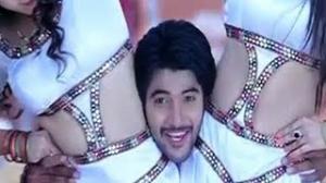 Watch Sukumarudu Movie Songs - Tongi Tongi (Club Mix Song) Song - Aadi & Nisha Agarwal - Telugu Cinema Movies Video