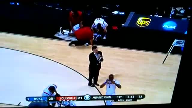 Watch Kevin Ware Broken Leg Gruesome Injury Video