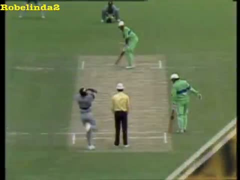 Watch Seriously fast Malcom Marshall Leg Cutter Delivery Video
