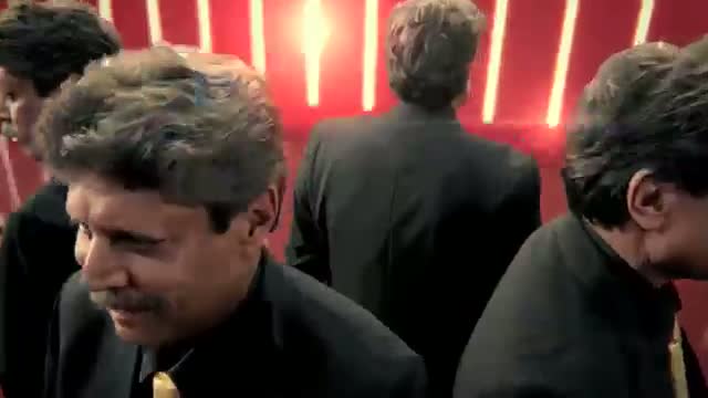 Watch IPL 6 THEME SONG 2013 - Sirf Dekhneka Nahi Video