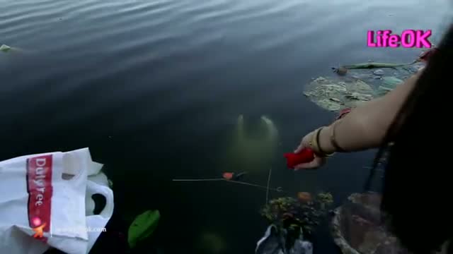 Watch Ek Thhi Naayka - 31st March 2013 - Ep 8 Video