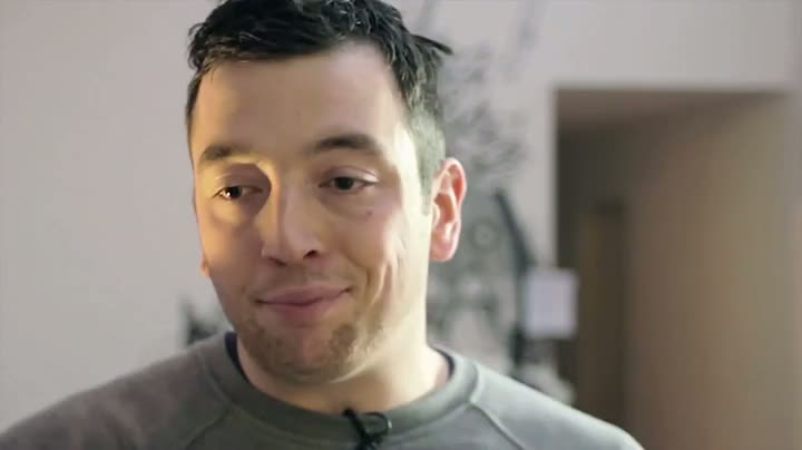 Watch Amazing Beatboxing - sounds coming out from this guys mouth are incredibly awesome Video