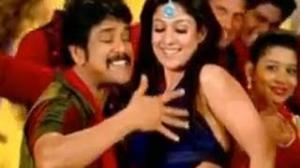 Watch Greeku Veerudu Song Trailer - Osi Naa Bangaram Song - Nagarjuna, Nayantara, Thaman - Telugu Cinema Movies Video