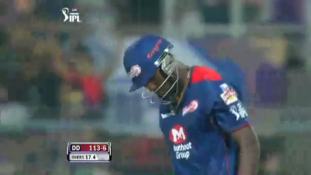 Watch Wicket of Russel taken by Sunil Narine in over 17.5 - DD vs KKR - PEPSI IPL 6 - Match 1 Video