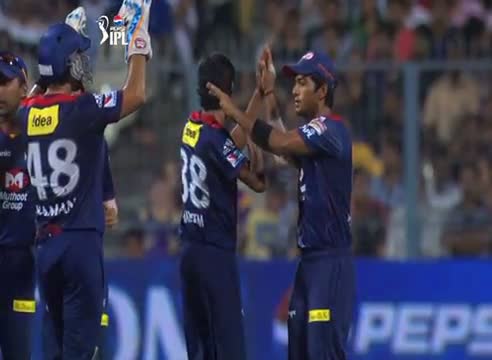 Watch 2nd Inning Wickets - DD vs KKR - PEPSI IPL 6 - Match 1 Video