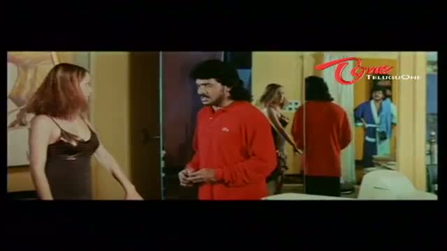 Watch Telugu Comedy Scene From Gundelu Teesina Monagadu Movie - Hot English Beauty Kisses Upendra - Telugu Cinema Movies Video