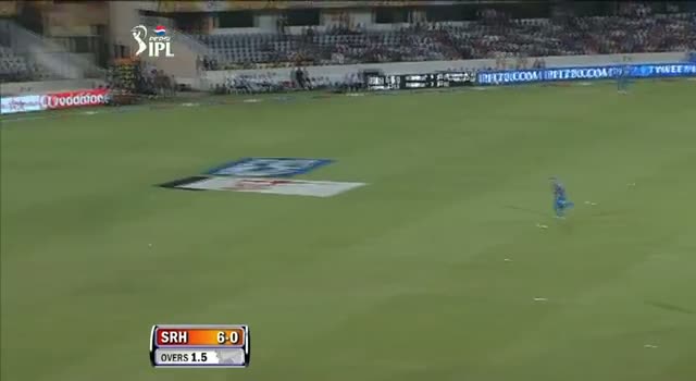 Watch Four hit by A K Reddy off Bhuvnesgwar in over 1.6 - SH vs PW - PEPSI IPL 6 - Match 3 Video