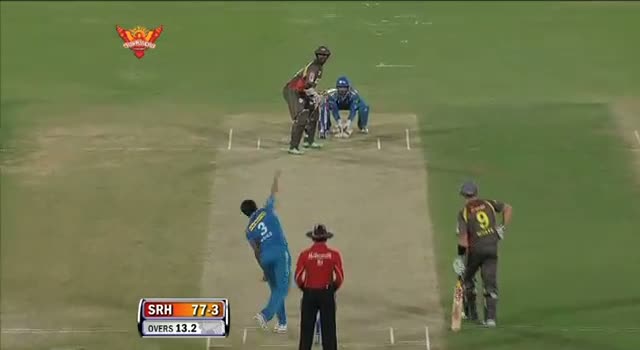 Watch Four hit by Thisara Perera off Rahul Sharma in over 13.3 - SH vs PW - PEPSI IPL 6 - Match 3 Video