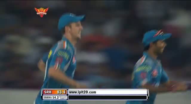 Watch Wicket of Cameron White taken by Marlon Samuels in over 14.2 - SH vs PW - PEPSI IPL 6 - Match 3 Video