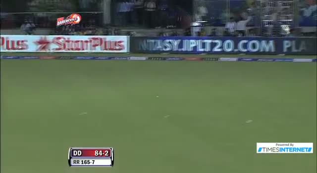 Watch Four hit by Manprit Juneja off Siddharth Trivedi - DD vs RR - PEPSI IPL 6 - Match 4 Video