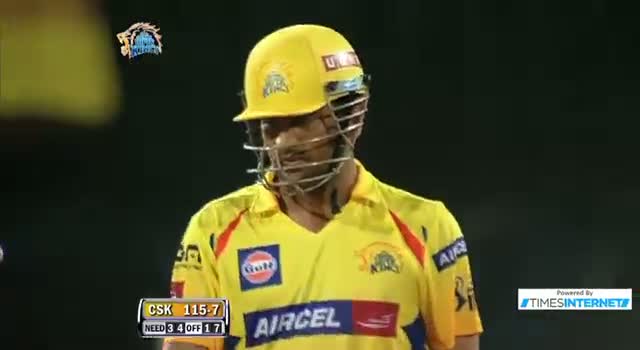 Watch Six hit by MS Dhoni off Kieron Pollard - CSK vs MI - PEPSI IPL 6 - Match 5 Video