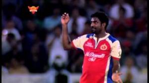 Watch 2nd Inning Fours - SH vs RCB - PEPSI IPL 6 - Match 7 Video