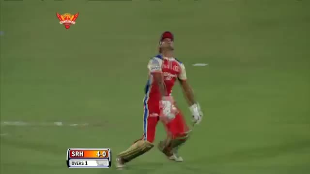 Watch Wickets - SH vs RCB - PEPSI IPL 6 - Match 7 Video