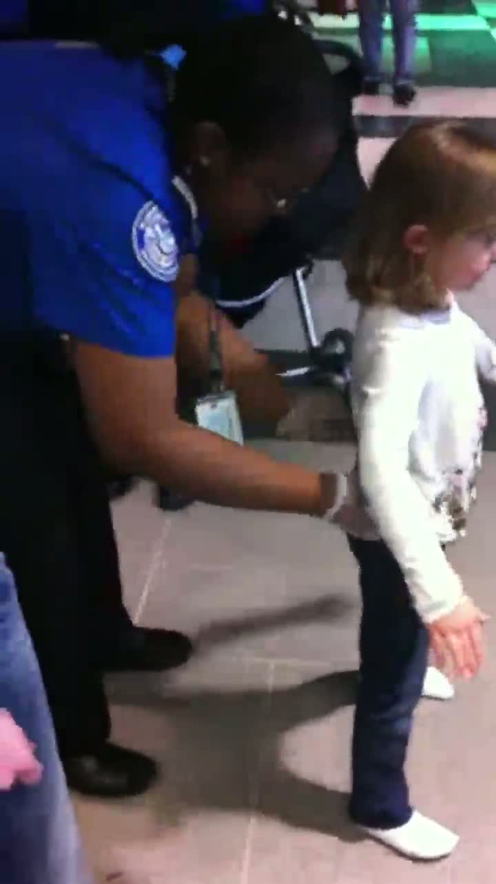 Watch Little Girl Groped by TSA Video