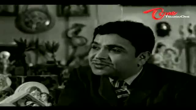 Watch Telugu Comedy Scene From Chaduvukunna Ammayilu Movie - Padmanabham Whisper In His Girlfriend's Ear - Telugu Cinema Movies Video