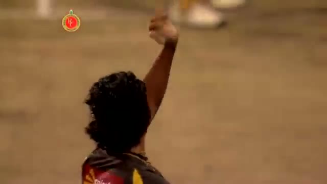 Watch 2nd Inning Wickets - RCB vs SH - PEPSI IPL 2013 - Match 9 Video