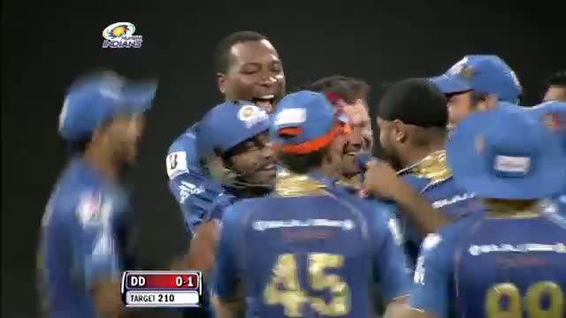 Watch Wickets - MI vs DD - PEPSI IPL 2013 - Match 10 Video