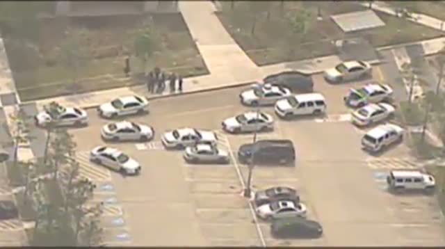 Watch Officials: About a Dozen Hurt in Texas Stabbing Video