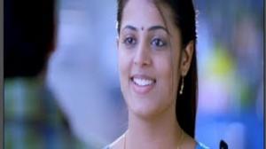 Watch Vaishali Movie Scenes - Aadhi trying to impress Sindhu Menona - Saranya Mohan, Thaman - Telugu Cinema Movies Video