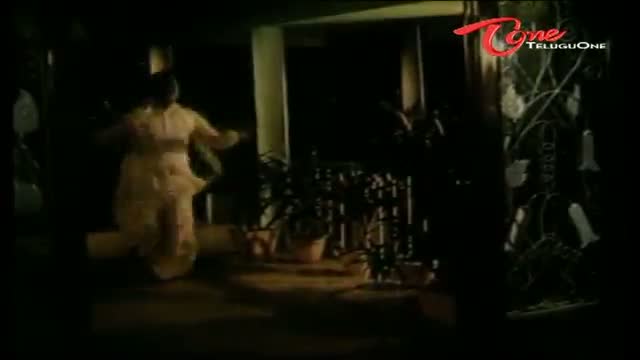 Watch Telugu Comedy Scene From Bharya Bharthala Bhagotham Movie - Rallapalli's Would-Be Elopes With Servant At The Time Of Marriage - Telugu Cinema Movies Video