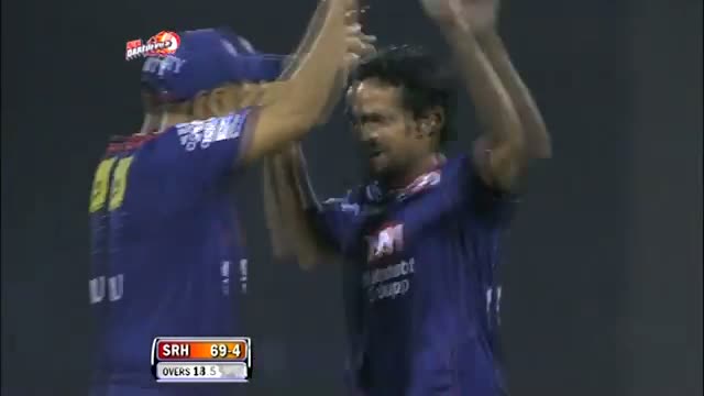 Watch 2nd Inning Wickets - DD vs SH - PEPSI IPL 2013 - Match 14 Video