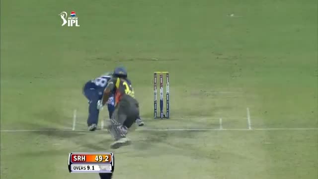 Watch 2nd Inning Outstanding Bowling by Shahbaz Nadeem - DD vs SH - PEPSI IPL 2013 - Match 14 Video