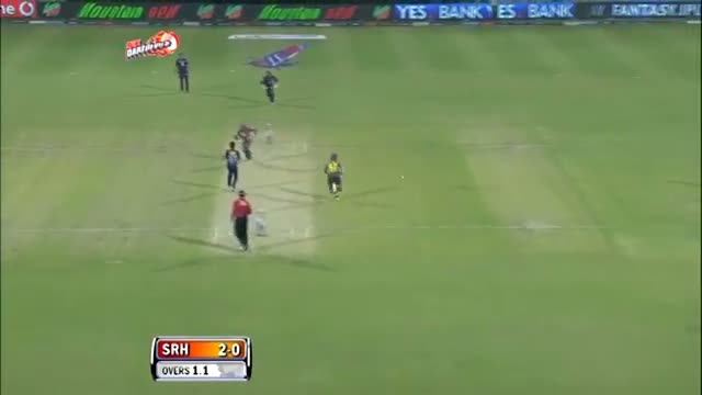 Watch Wickets - DD vs SH - PEPSI IPL 2013 - Match 14 Video