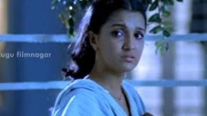 Watch Vaishali Movie Scenes - Aadhi trying to console Saranya Mohan - Saranya Mohan, Thaman - Telugu Cinema Movies Video