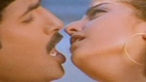 Watch Malli Malli Choodali Movie Songs - Suparu Suparu Song - Janani & Venu - Telugu Cinema Movies Video