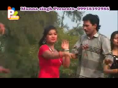 Watch Aapan De Da Na Fulauna  [Bhojpuri Hot $exy Couple Dance in a Room] Video