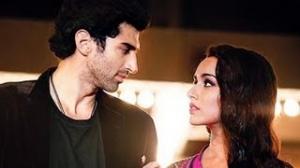 Watch Itna Pyaar Kab Hua Mujhse (Dialogue Promo) Aashiqui 2 - Aditya Roy Kapur & Shraddha Kapoor Video