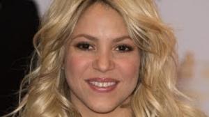 Watch SHAKIRA Launches Perfume Video