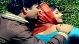 Watch Thene Manasulu Movie Songs - Purushudu Nenai Song - Sukanya - Krishna - Telugu Cinema Movies Video