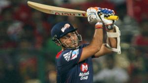 Watch Dashing Batting by Virender Sehwag - DD vs MI - PEPSI IPL 6 - Match 28 Video