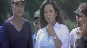 Watch Bhagavathi Movie Scenes - Hot Reema Sen Seducing Batsman While Bowling - Thalaiva hero Vijay, Reema Sen, Deva - Telugu Cinema Movies Video