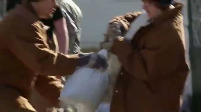 Watch Sandbagging Against Floodwaters in Missouri Video