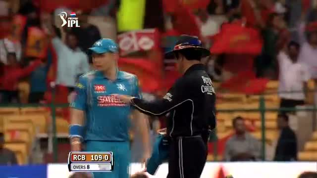 Watch Fours hit by RCB - RCB vs PW - PEPSI IPL 6 - Match 31 Video