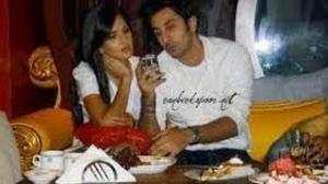 Watch Katrina Kaif invites Ranbir Kapoor for a secret dinner Video