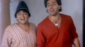 Watch Sohni Mahiwal(1985) Movie Scene - Kala Kankar Mast Kalandar - Superhit Comedy Scene - Gulshan Grover, Sunny Deol - Bollywood Movies Video